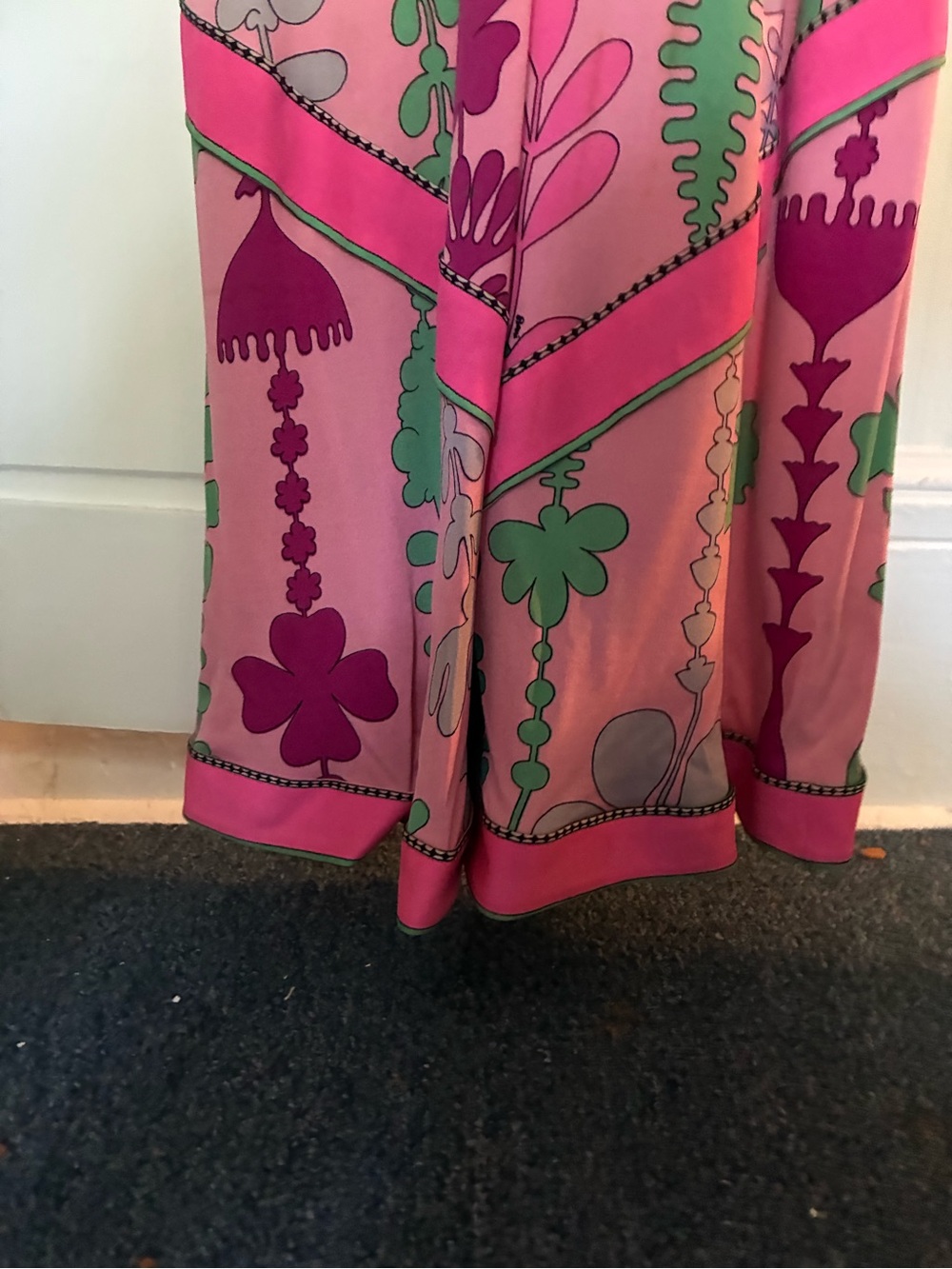 Vintage Averardo Bessi x Elizabeth Arden 100% Silk Maxi Dress - Picture 4 of 8